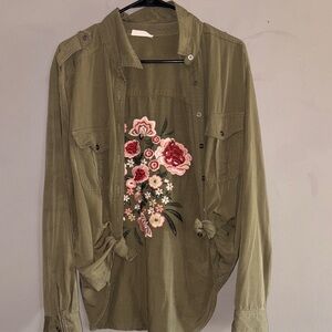 Hummingbird ArmyGreen utility button down top /embroidered floral size L #layer